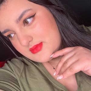 Meet your Posher, Ariannys